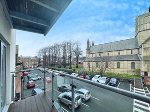 Photo 9- click for photo gallery